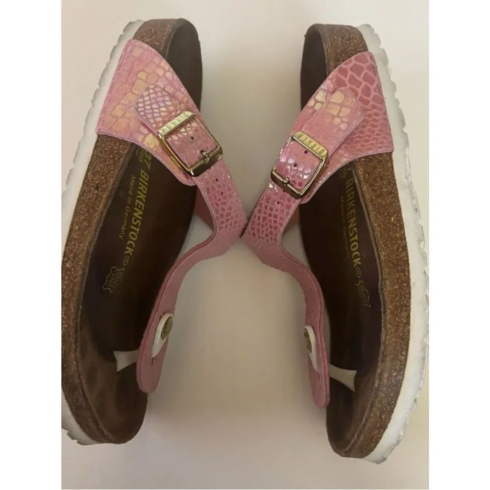 Birkenstock Pink Snake-Print Gizeh Thong Sandal Size 6 - Picture 3 of 8